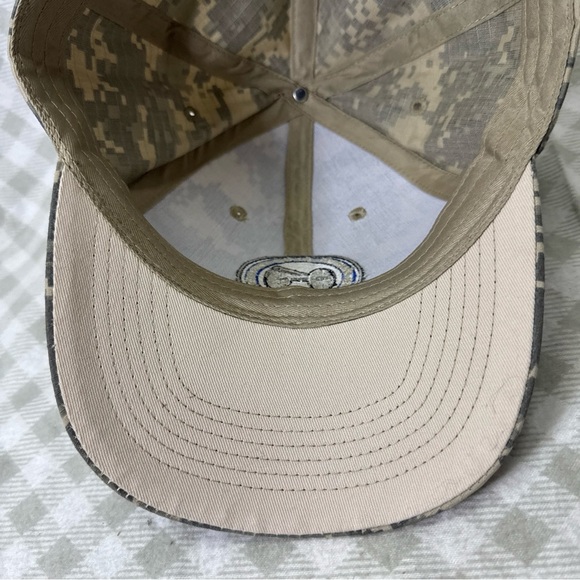 Columbus Blue Jackets Digital Camo Elk & Elk Adjustable Hat Cap Men NHL Hockey - Picture 5 of 6